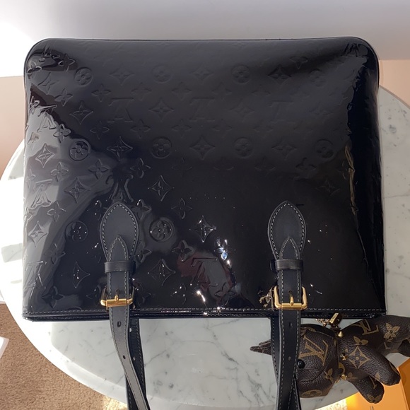 Authentic Louis Vuitton Brentwood tote/shoulder bag Near Pristine ! - Picture 12 of 16